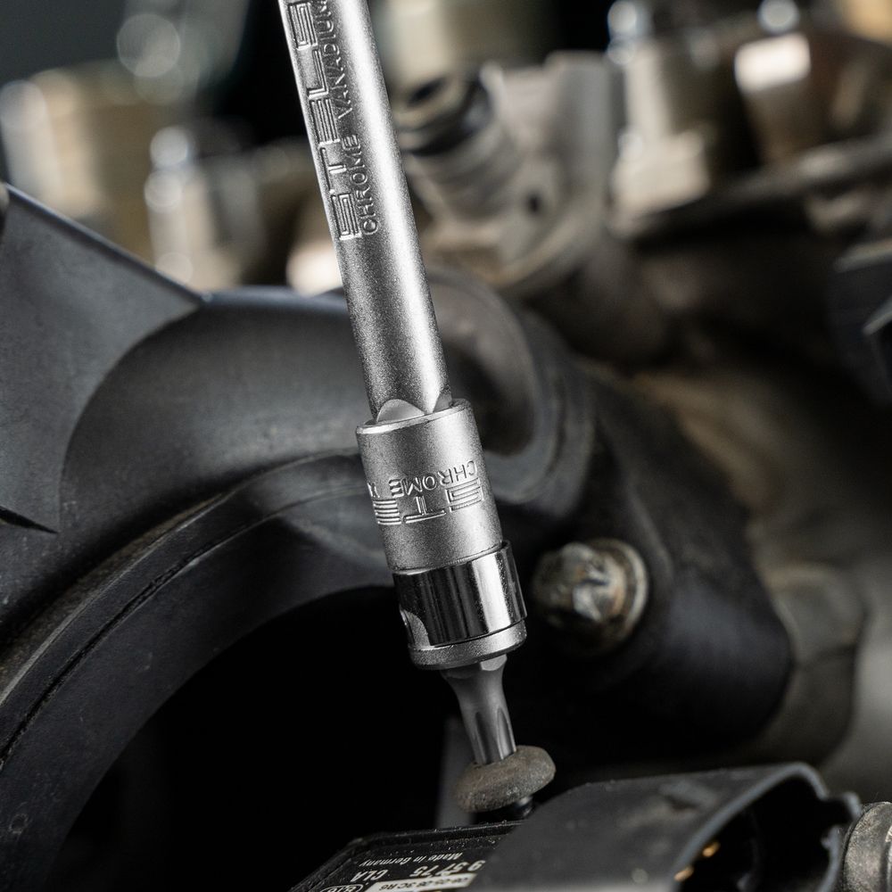 Набор инструментов, 1/2", 1/4", CrV, 12 гранные головки, пластиковый кейс, 76 предметов Stels