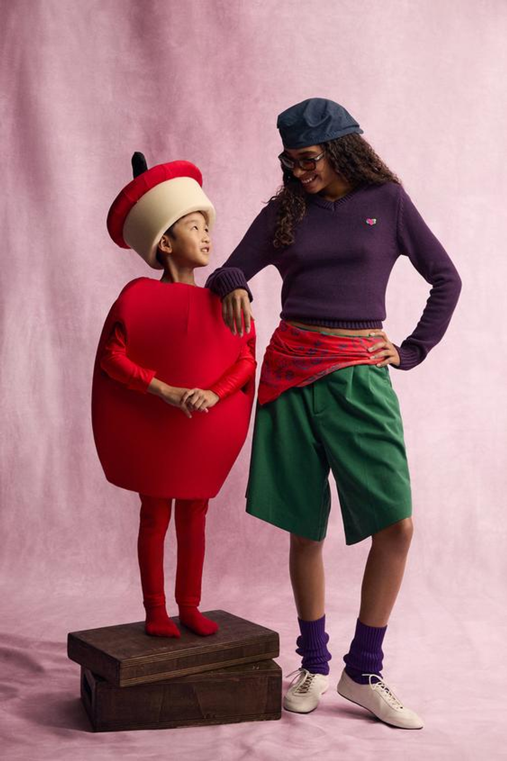 ZARA - FRUIT OF THE LOOM™ ПЛИССИРОВАННЫЕ ШОРТЫ, ЗЕЛЕНЫЙ