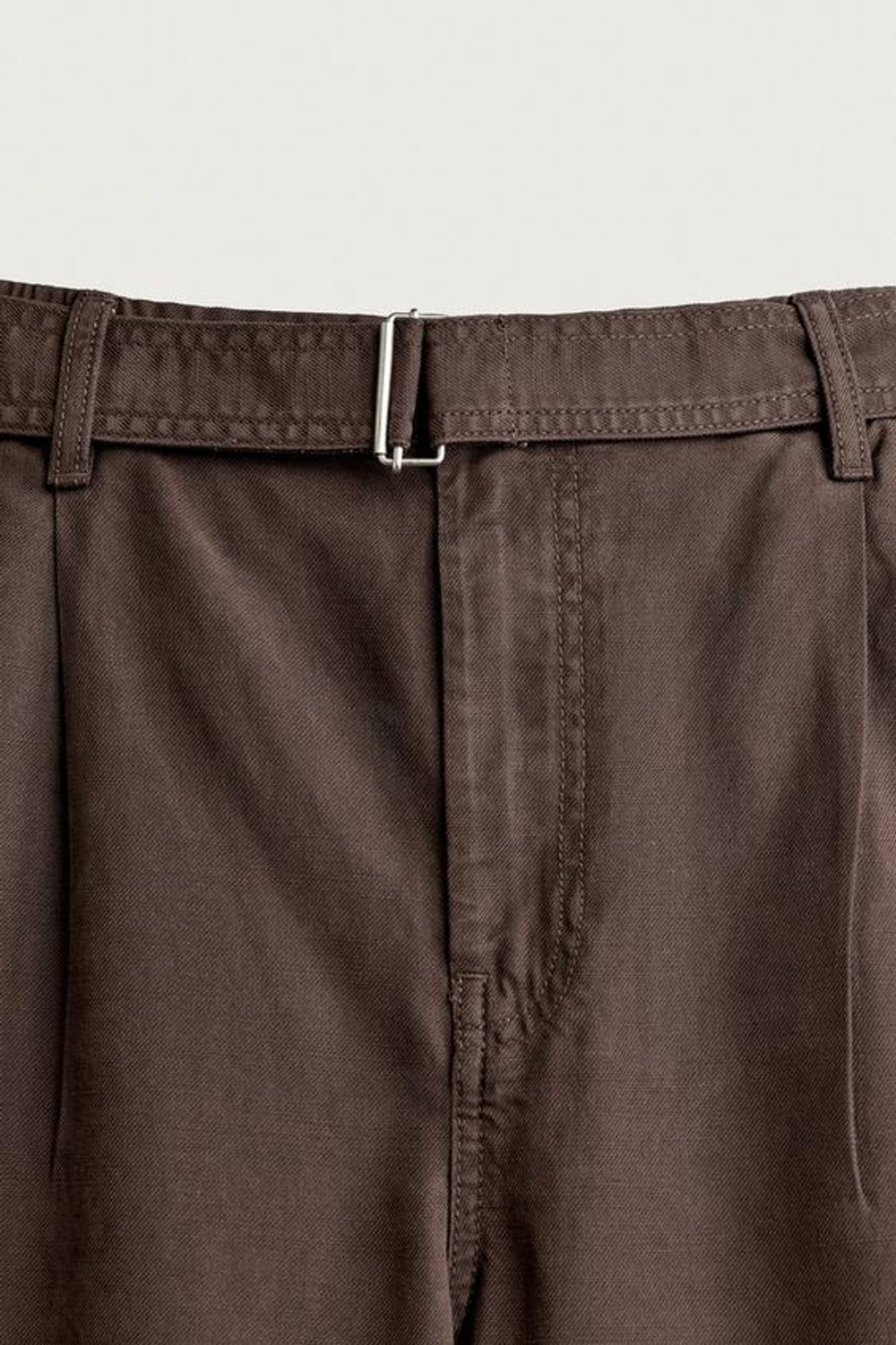 ZARA БРЮКИ RELAXED FIT СО СКЛАДКАМИ И РЕМНЕМ, СЕРО-КОРИЧНЕВЫЙ