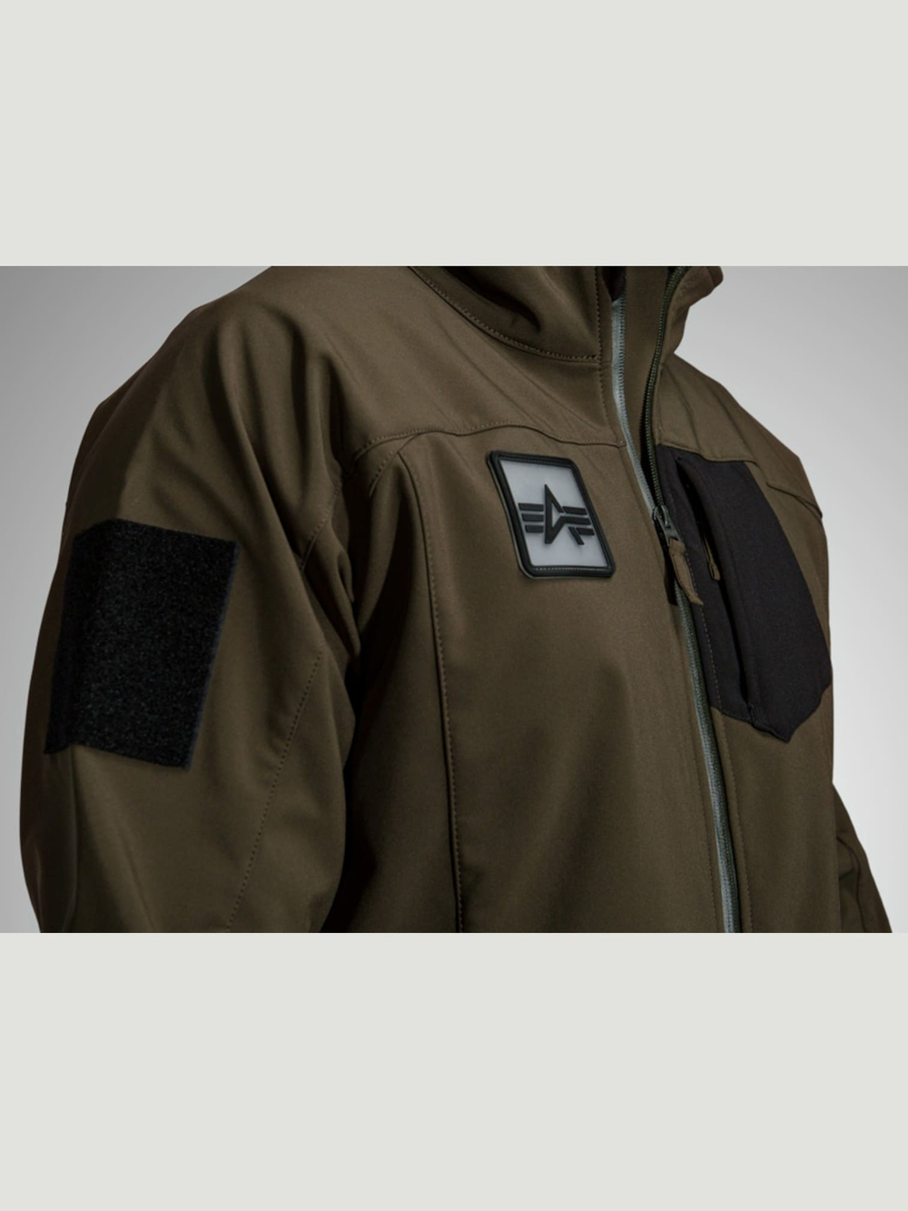 Alpha Robinson Softshell