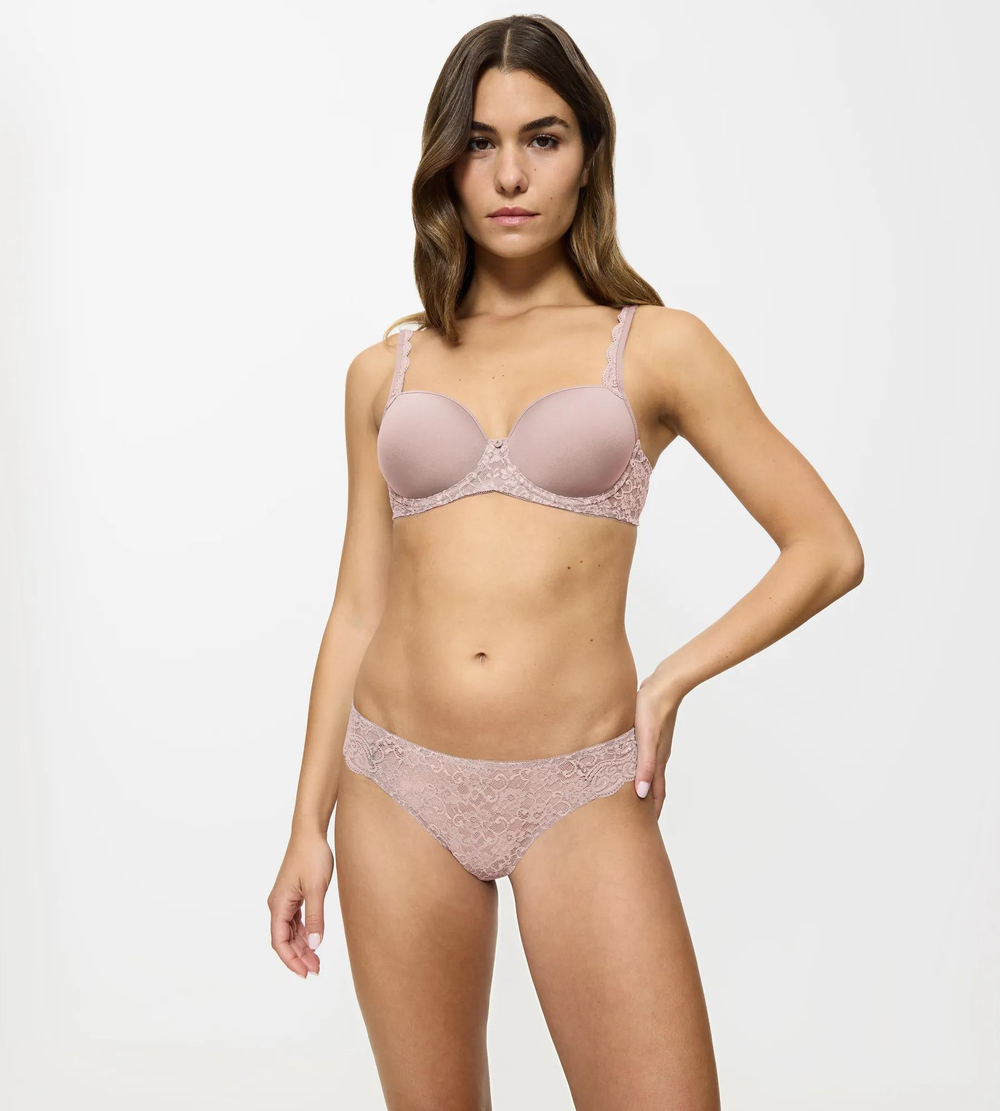 Трусы женские Triumph Amourette Hipster String