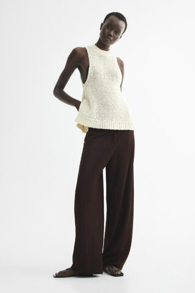Брюки с бочкообразными штанинами из вискозной смеси — высокая посадка - H&M