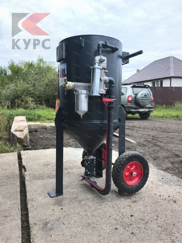 Пескоструйный аппарат ВМЗ® DSG®-200 с ДУ и ёмкостным датчиком