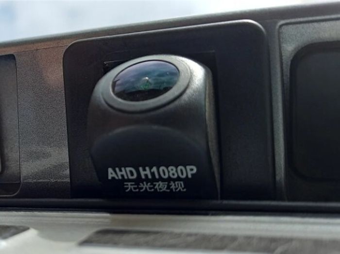 Камера заднего вида Teyes AHD 1080p, кубик на ножке