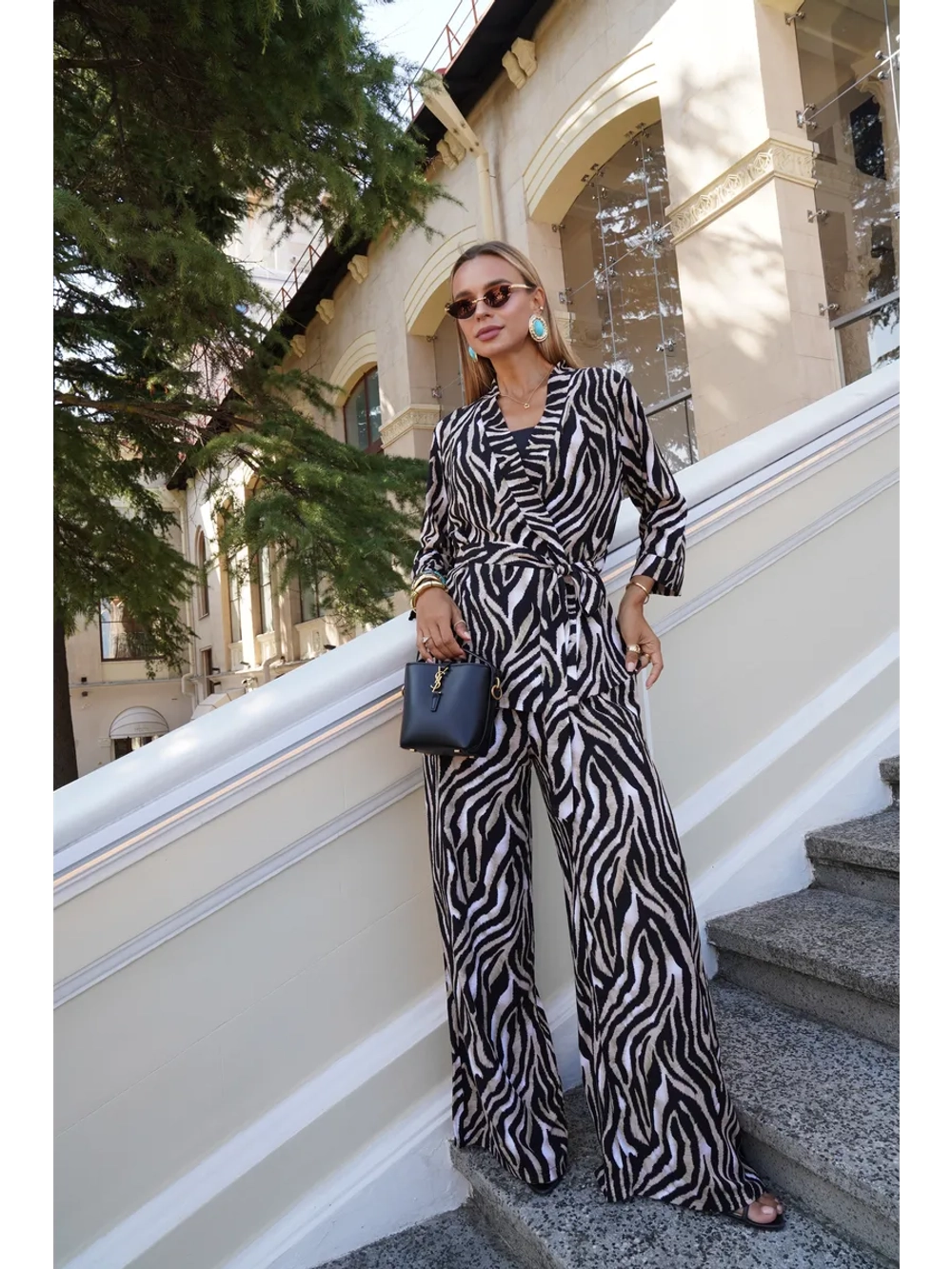 Костюм брючный летний вискоза