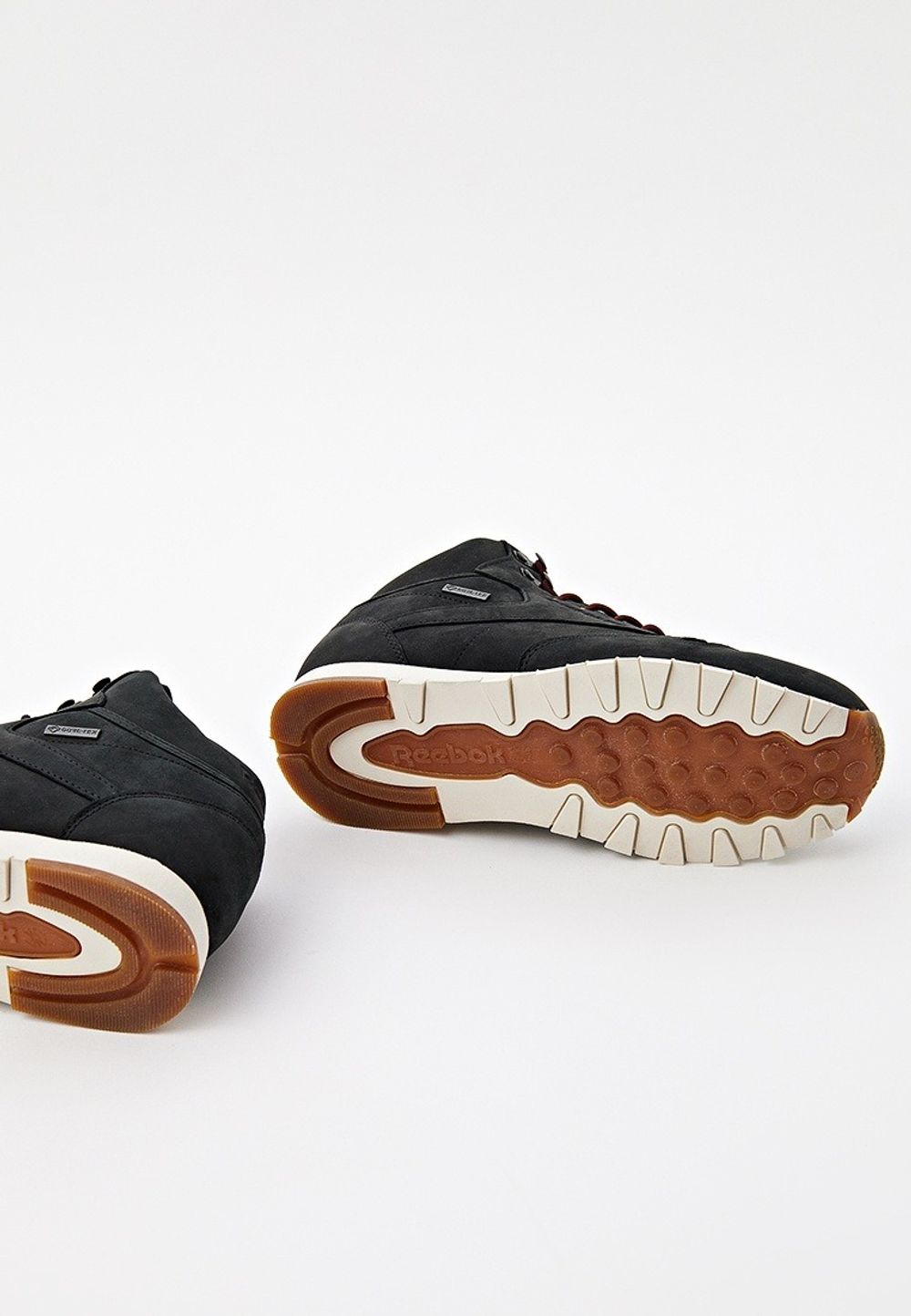Кроссовки мужские REEBOK CL LTHR MID GTX-THI BLACK/PAPERWHITE-GUM