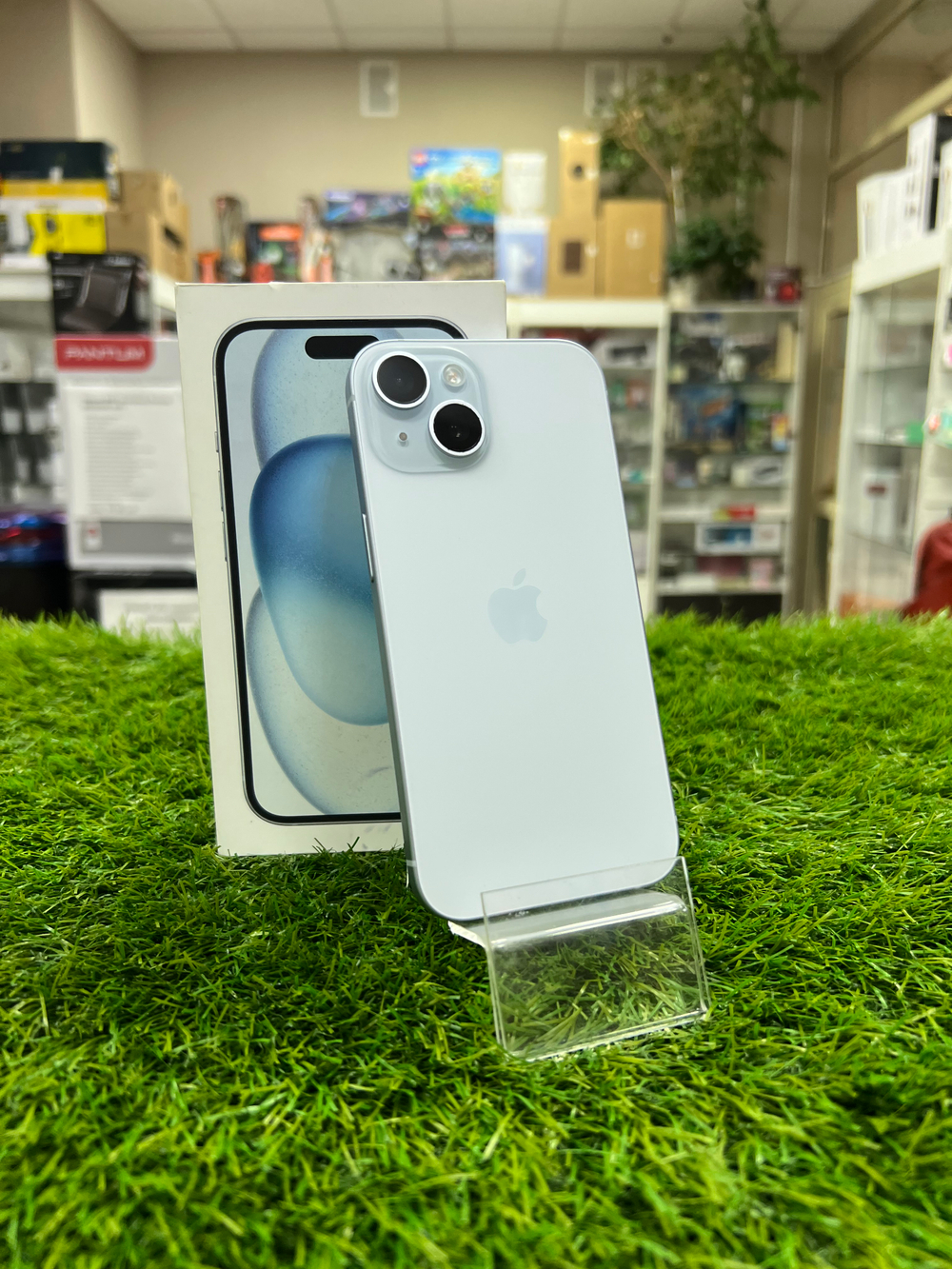 Б/У iPhone 15 128Gb Blue