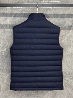 Пуховый жилет Kiton
