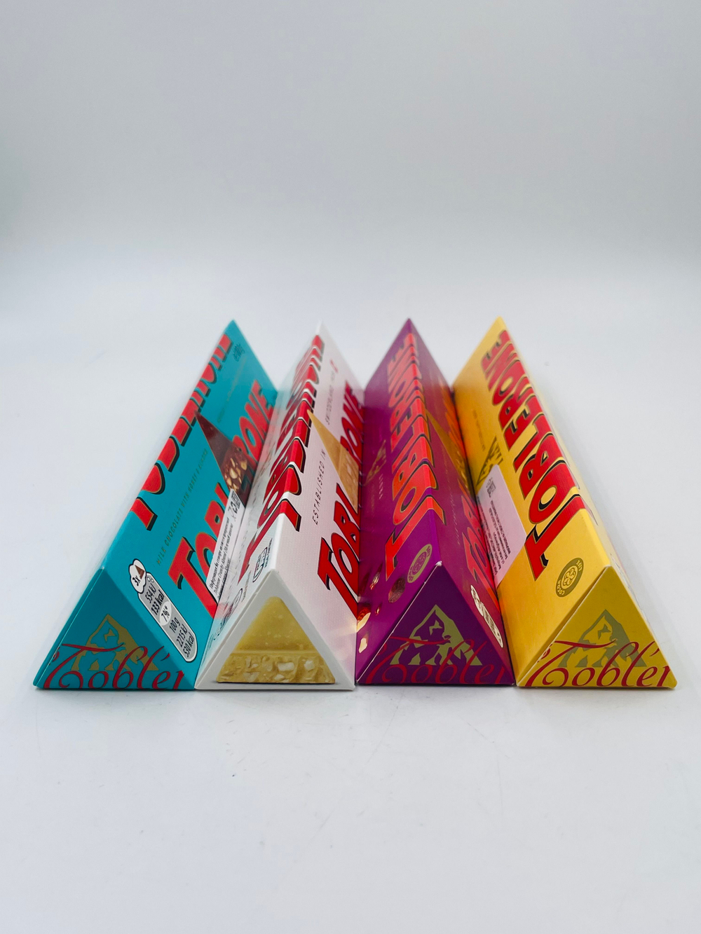 Шоколад Toblerone с медово-миндальной нугой, набор 4 вкуса, 4 шт. по 100 г