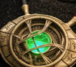 Колье-копия Marvel Доктор Стрэндж Глаз Агамотто