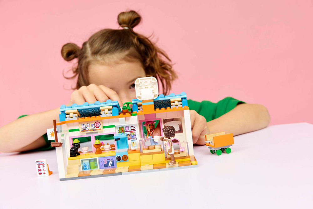 Конструктор LEGO Friends 42677 Dog Treats Bakery