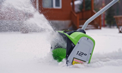 Снегоуборщик Greenworks GD40SSK4 40V с АКБ и ЗУ арт.2600807UB
