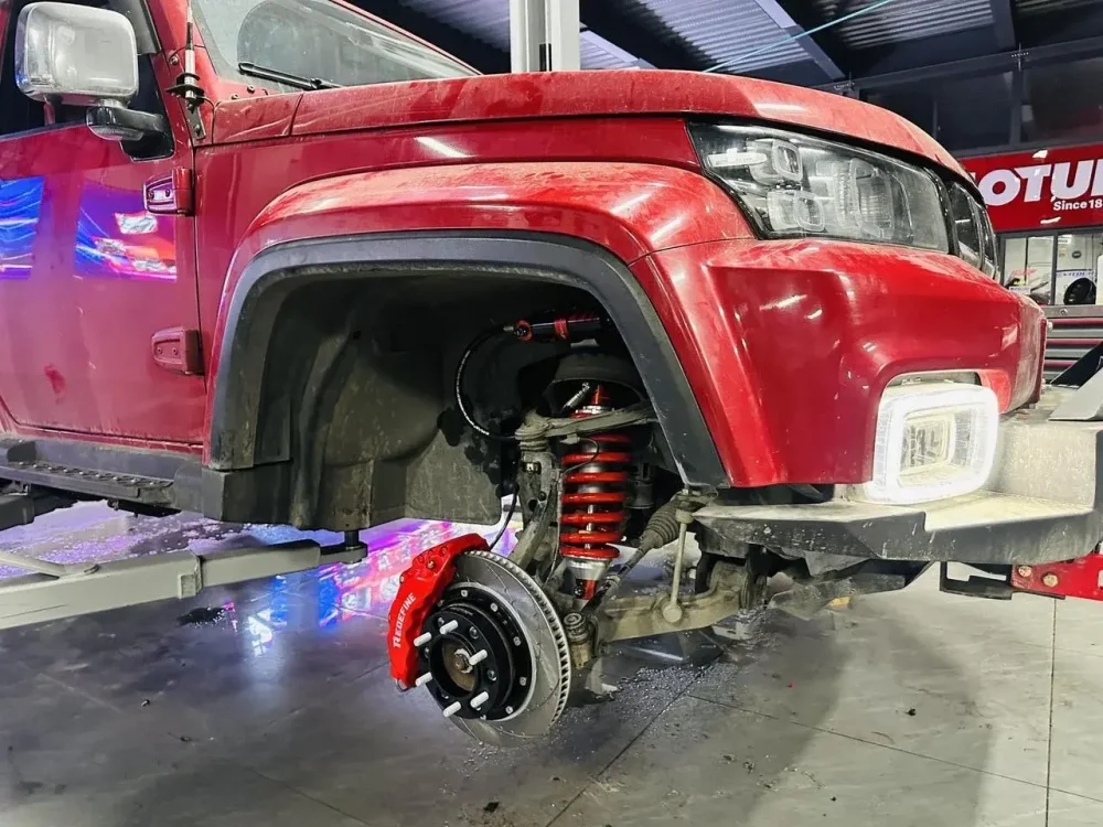 Усиленная тормозная система для BAIC BJ40 2023 БАЙК тормоза колодки тормозной диск суппорт
