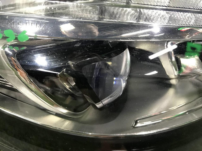 Фара правая Mercedes S W222 (2013-2017) LED