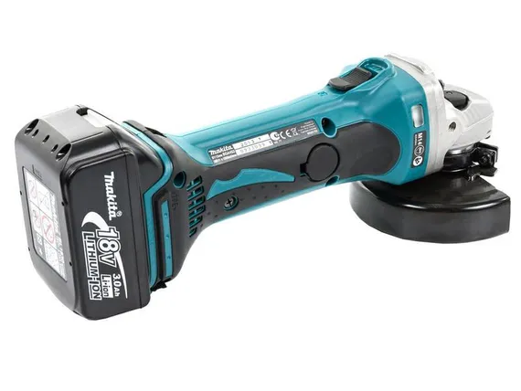 Аккумуляторная болгарка "MAKITA" BGA452RFE