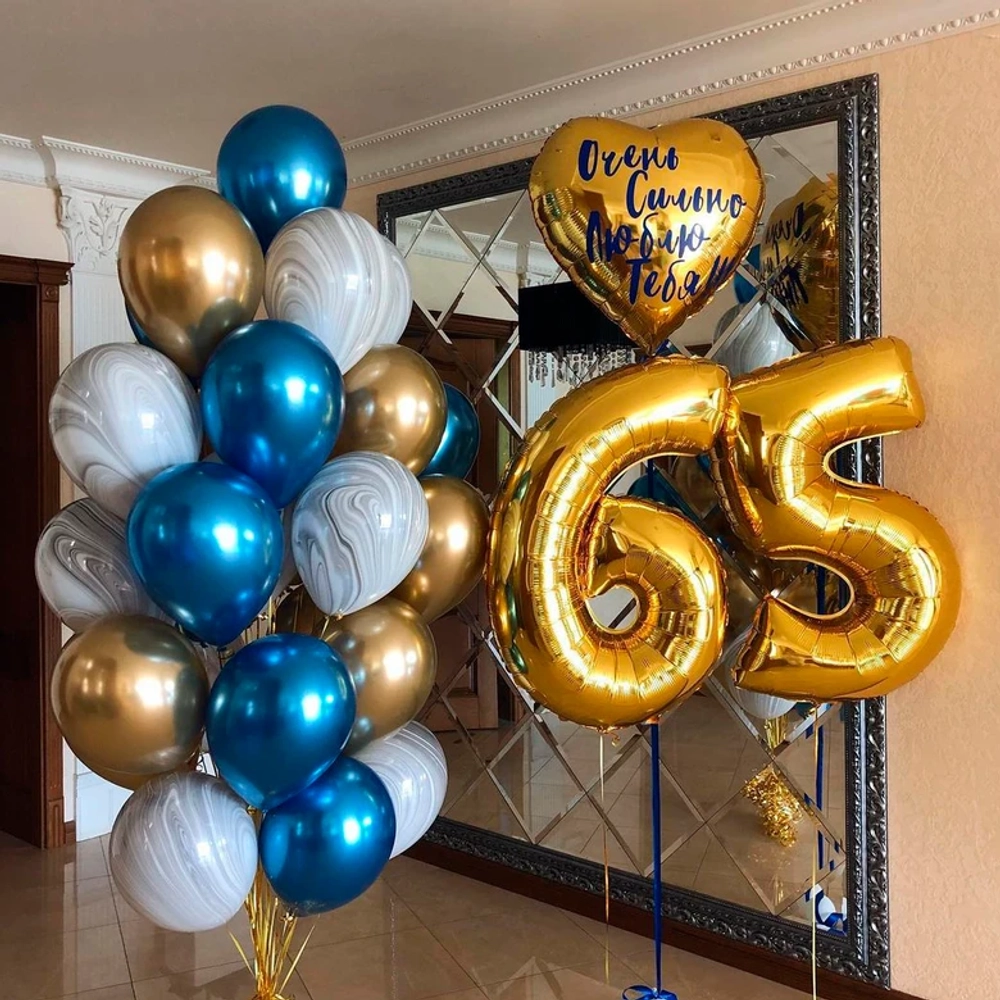 Яркая композиция из шаров на юбилей 65 лет