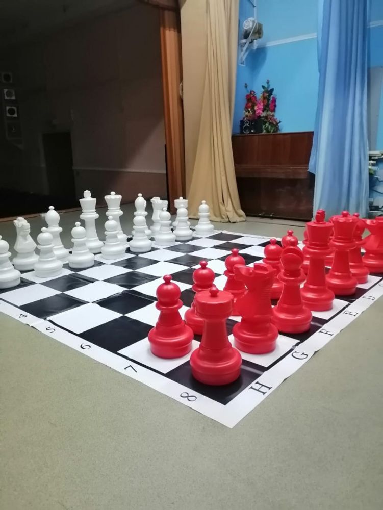 Фигуры 2в1 шахматные ГИГАНТСКИЕ (король 61 см) красно-белые