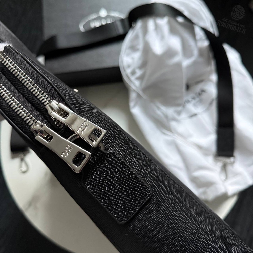 Портфель Prada