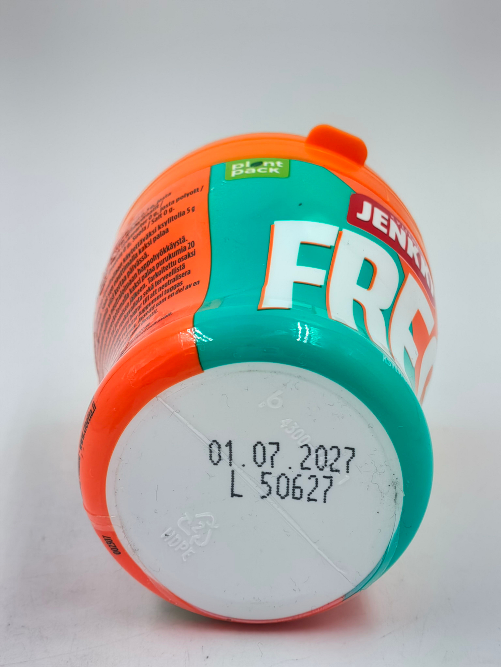 Жевательная резинка Jenkki Fresh Tasty Orange с ксилитом и апельсиновым вкусом 70 г (из Финляндии)