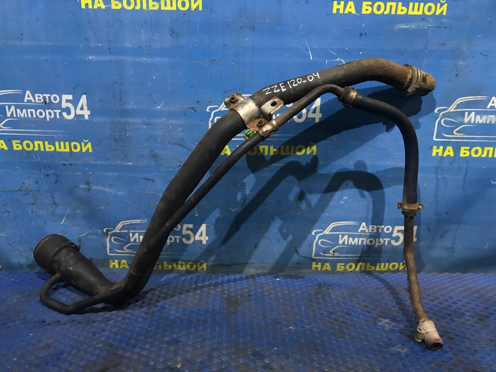 Горловина топливного бака TOYOTA COROLLA 2002