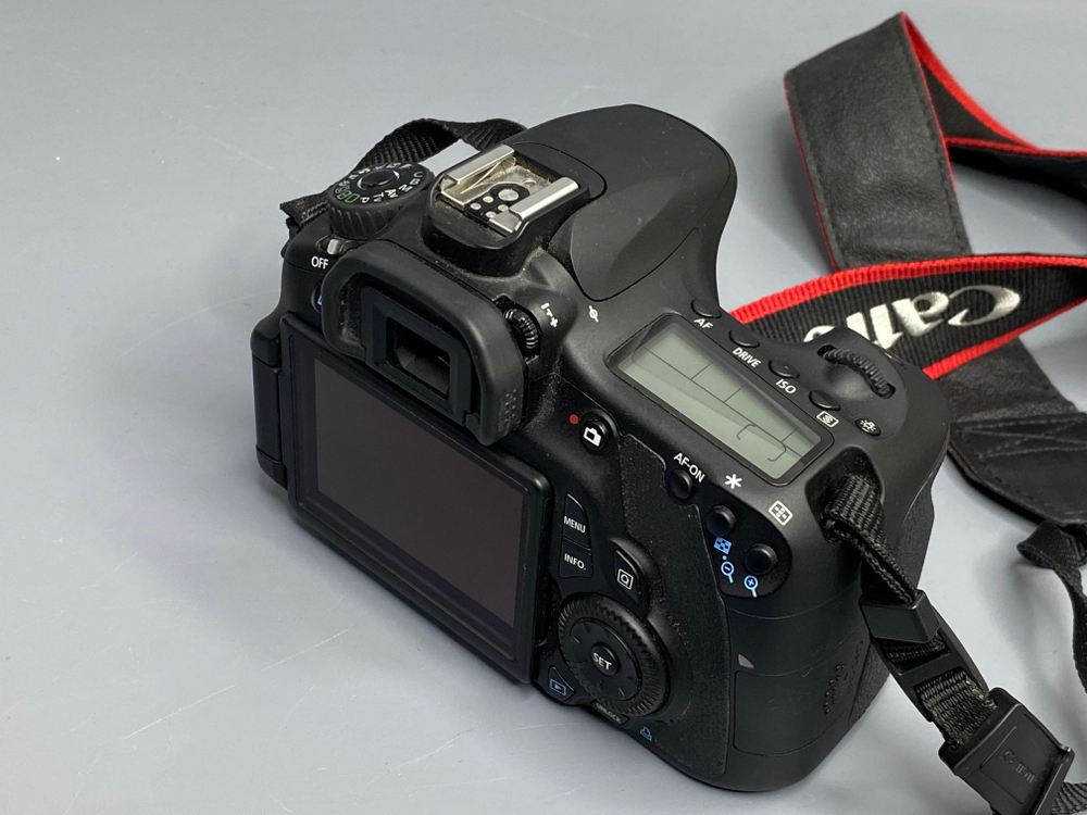 Canon EOS 60D — 6 200 кадров