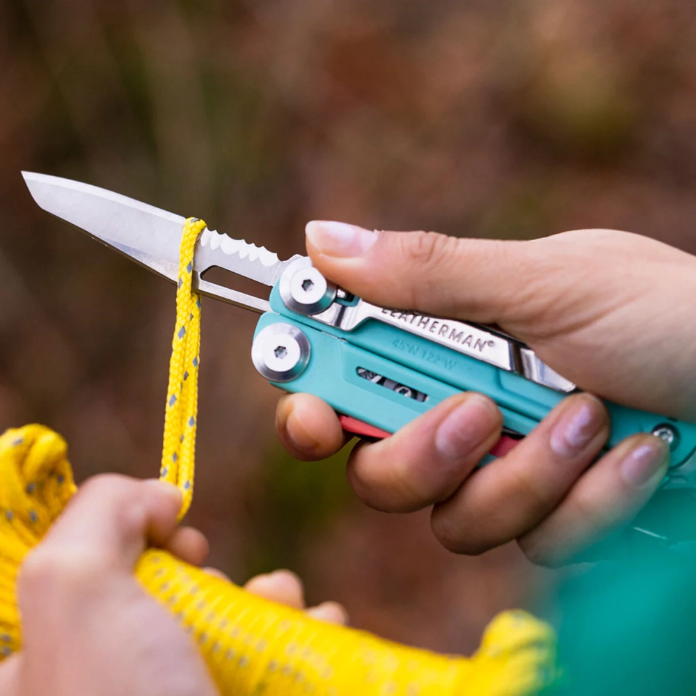 Мультитул LEATHERMAN Signal AQUA Silver