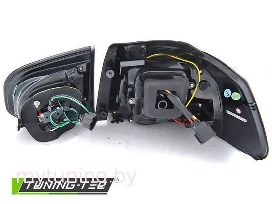 Задние фонари для Volkswagen Golf VI (08-12) LED черные
