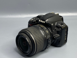 Nikon D3100 Kit 18–55mm — 111 500 кадров