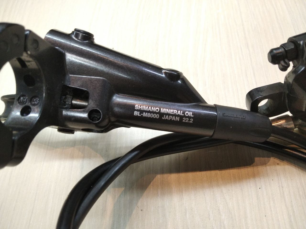 Тормоз для велосипеда Shimano Deore XT BL-M8000 (передний)