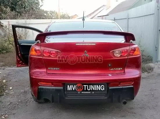 Накладка на задний бампер var.2 в стиле Evo для Mitsubishi Lancer 10