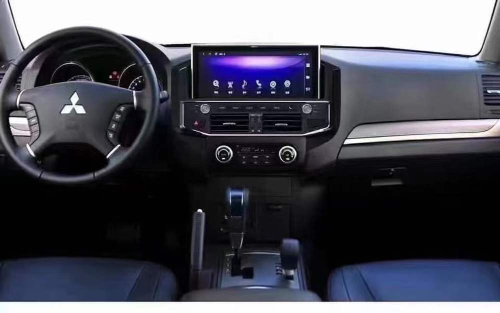 Установочный комплект для MITSUBISHI Pajero IV 2006-2015 (V97/V93)  KUBERG ZH-M1207