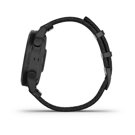 Люксовые мультиспортивные часы Garmin MARQ Commander (Gen 2) Carbon Edition 010-02722-01