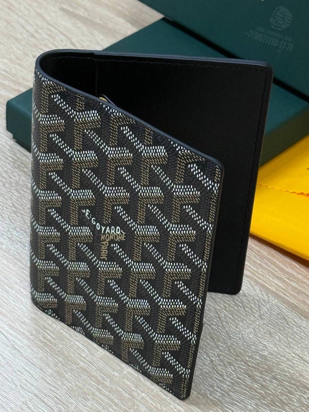 Обложка для паспорта Goyard
