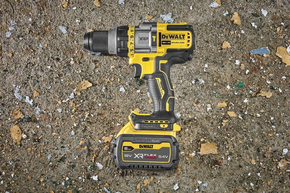 Dewalt 18 В XR FLEXVOLT ADVANTAGE. Ударная дрель-шуруповерт XRP DCD999NT-XJ
