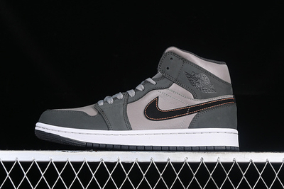 Air Jordan 1 Mid SE Night Stadium