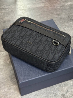 Сумка через плечо Christian Dior Safari Bag with strap
