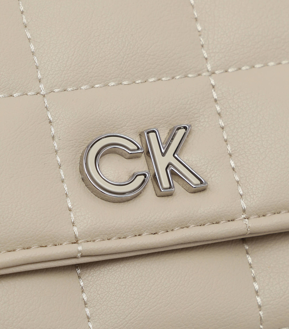 Кошелек RE-LOCK QUILT TRIFOLD MD Calvin Klein - бежевый(K60K610476)