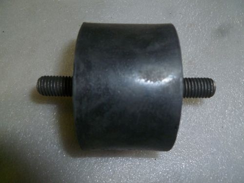 Амортизатор (70х44х2шп М12х27) платформы двигателя WP-160,170/Shock absorber for base plate