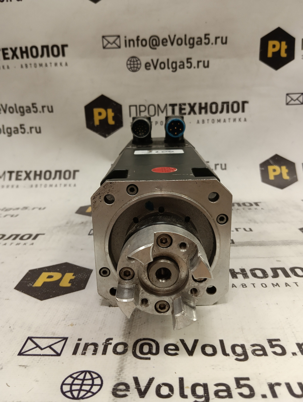Двигатели Siemens 1FT6044-1AF71-4EG1 б/у