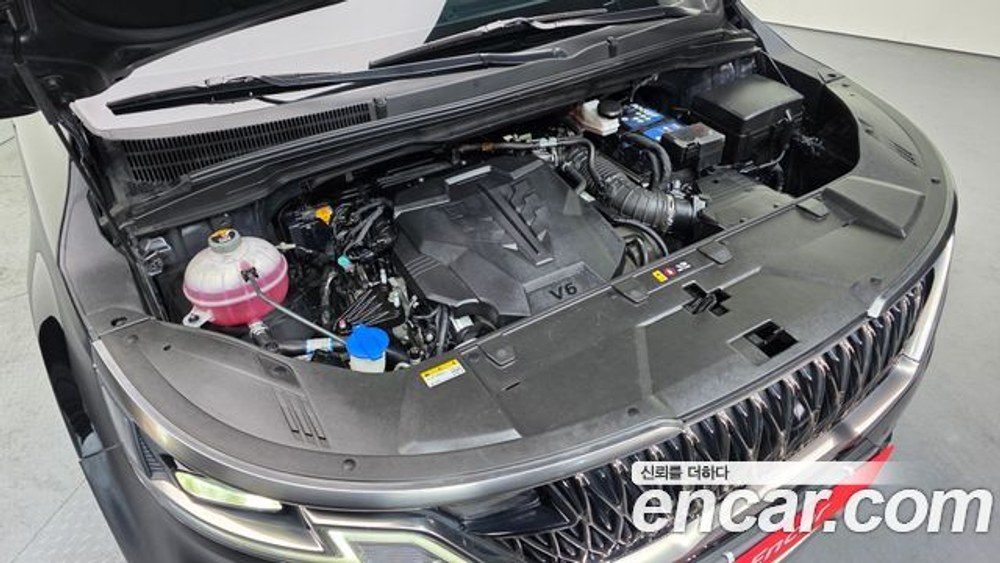 KIA Canival Gasoline 7-Seater Noblesse — 2023