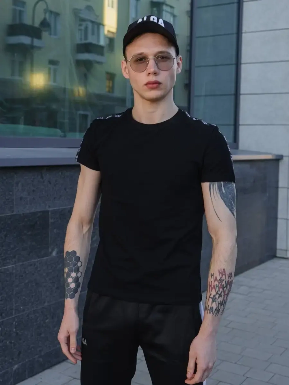 Футболка