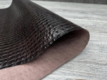 Шоколадная кожа Crocco Back Choco текстура