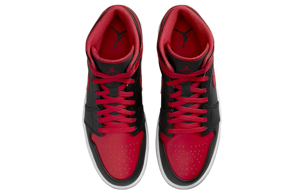 Air Jordan 1 Mid 'Alternate Bred 2022'