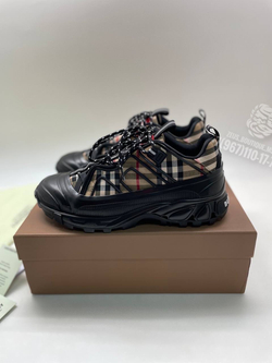 Кроссовки Burberry