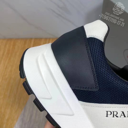 Кроссовки Prada