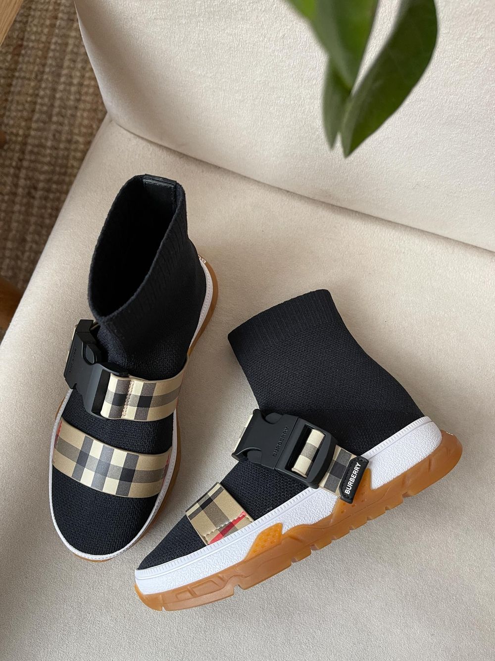 Кроссовки Burberry