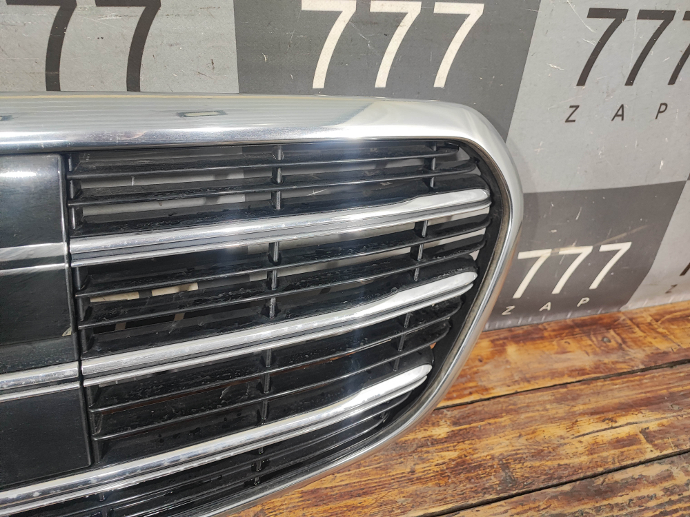 Решетка радиатора Mercedes S-Class (W223) 20-нв Б/У Оригинал A22388041009040