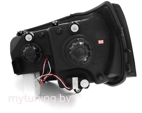 Передние фары U-TYPE BLACK для VW T5