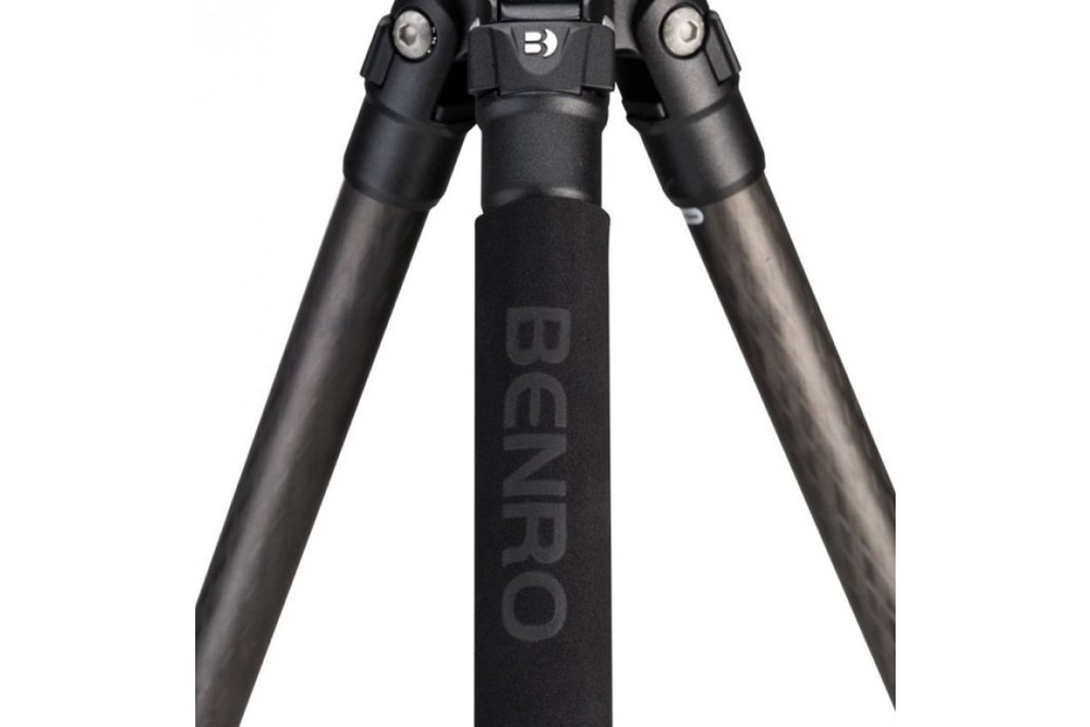 Штатив Benro TMA37C Mach3 карбоновый с цангами