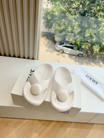 Шлепанцы Loewe